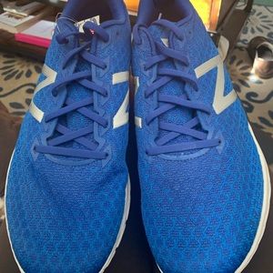 NWT Men’s New Balance Fresh Foam Beacon Sneakers